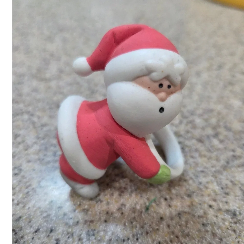 Vintage Ceramic Santa Claus Napkin Ring or Candle Ring Christmas Decor Taiwan